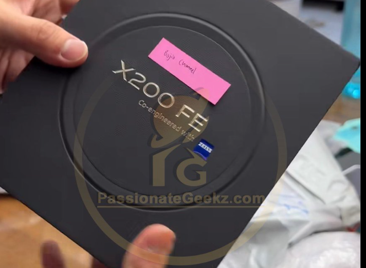 Vivo X200 FE Retail Box Leak Hints at Imminent Global Launch